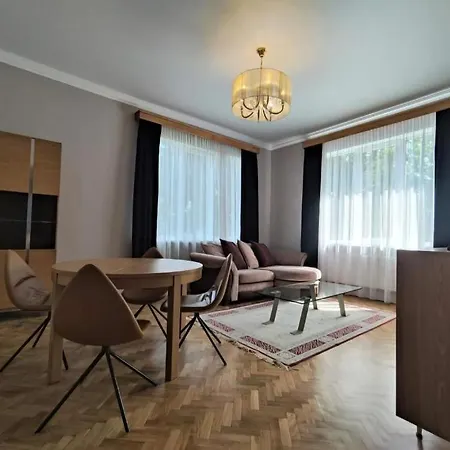 Oaks Apartment Kaunas